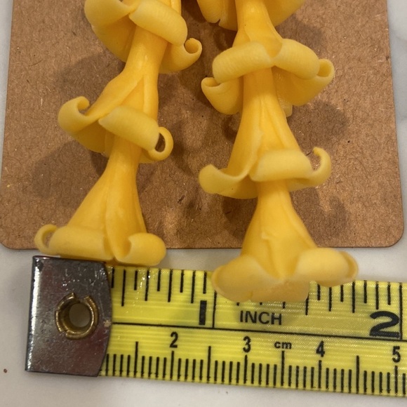 Puakenikeni Thai Clay Lei 4 Tier Drop 925 Sterling Silver Pierced Dangle Earring - Picture 5 of 6